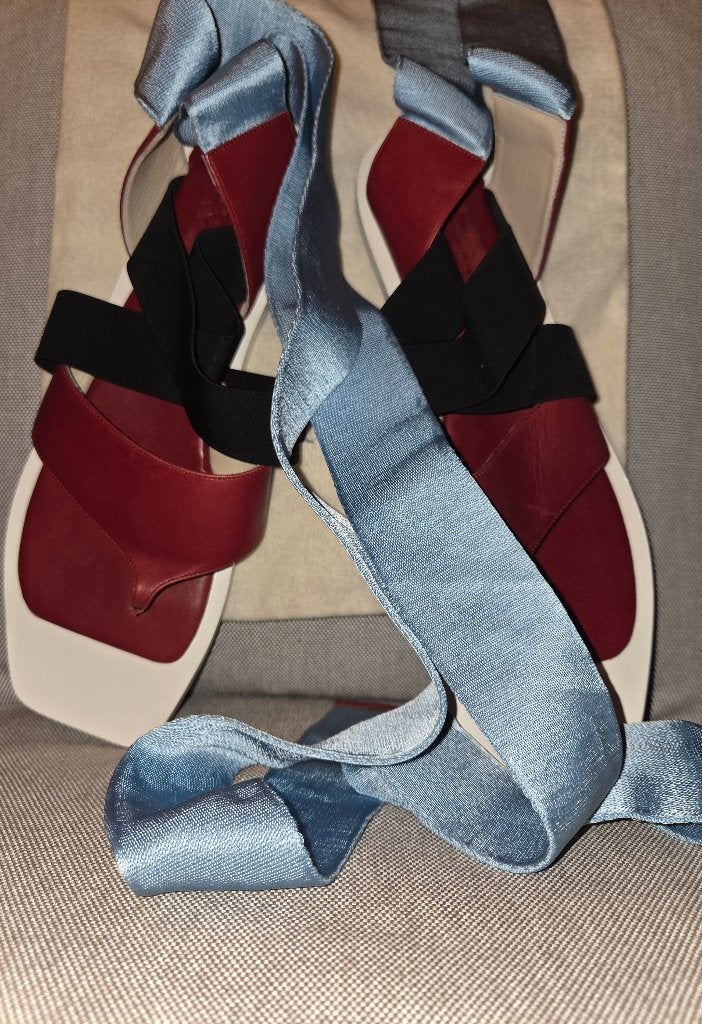 Max Mara sandalen 39 nieuw, Max Mara, Nieuw, Sandalen of Muiltjes, Ophalen of Verzenden
