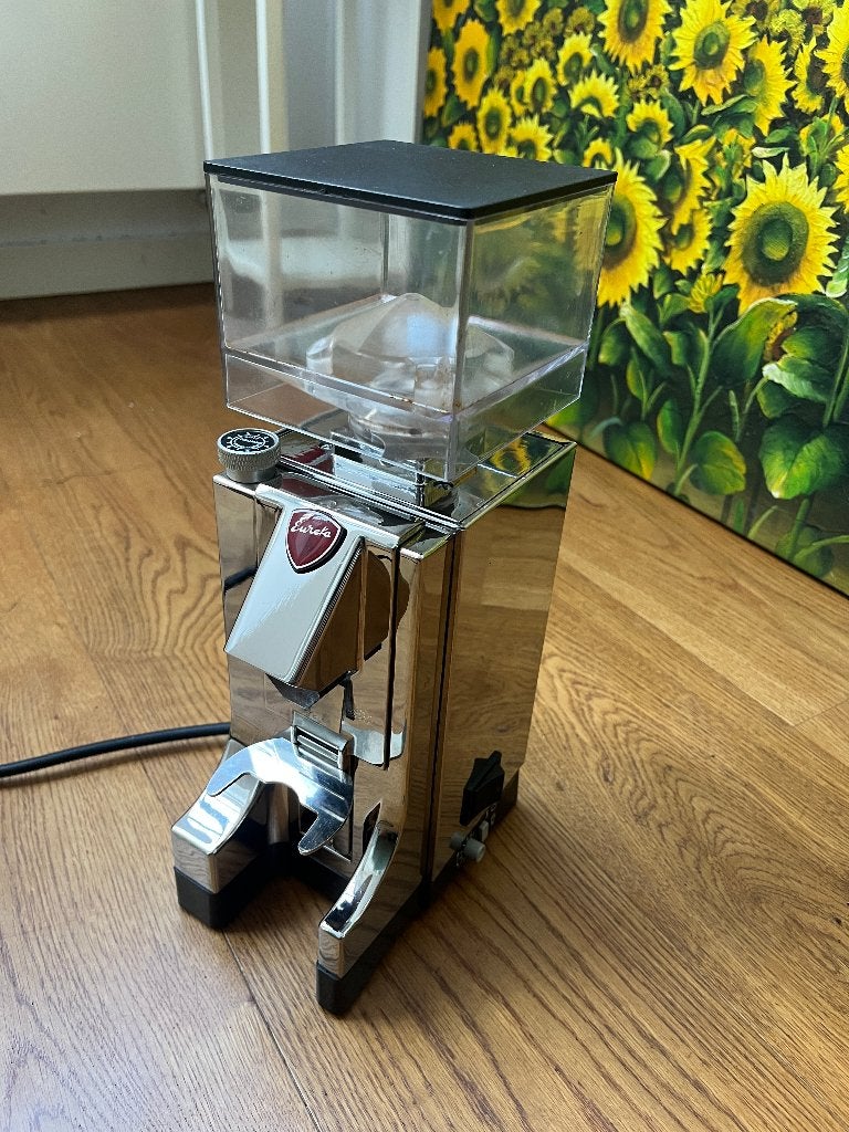 Eureka Mignon MCI met timer - Gebruikt maar in prima staat, Ophalen, Gebruikt, Overige merken, Koffiemolen