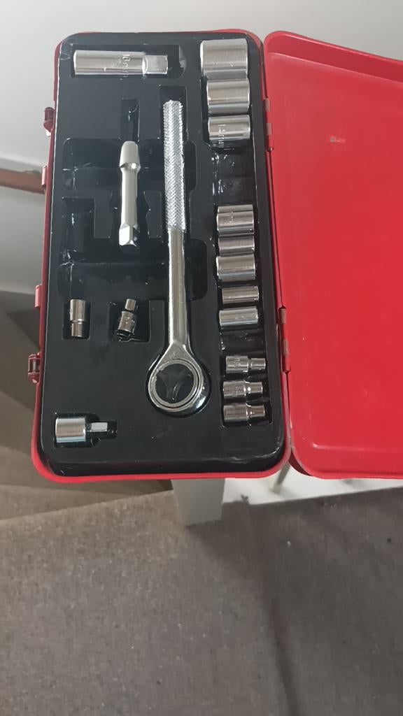 gereedschap 3 euro? bieden mag hoor., Ophalen of Verzenden, Gebruikt