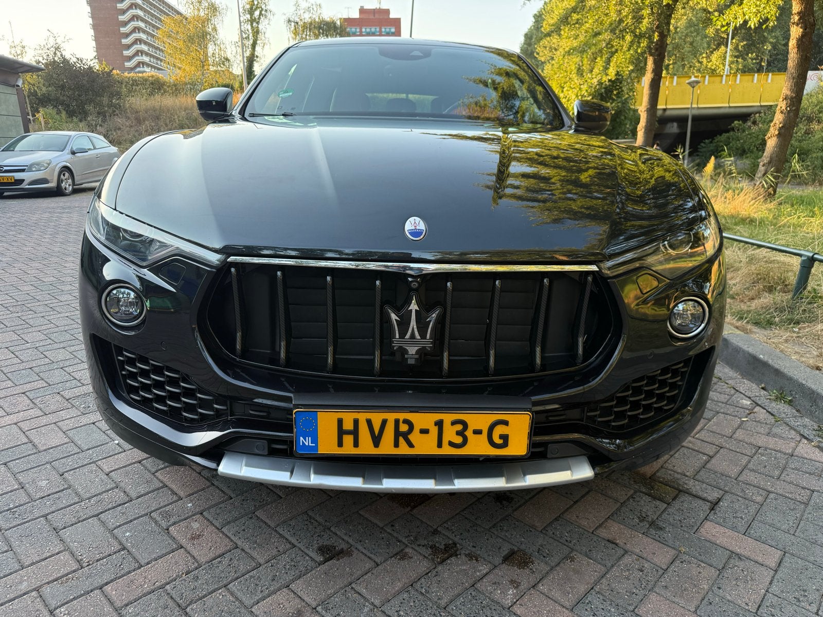 Maserati Levante V6 Diesel 275pk AWD Aut. 2017 Zwart, 14 km/l, Diesel, Vierwielaandrijving, Particulier