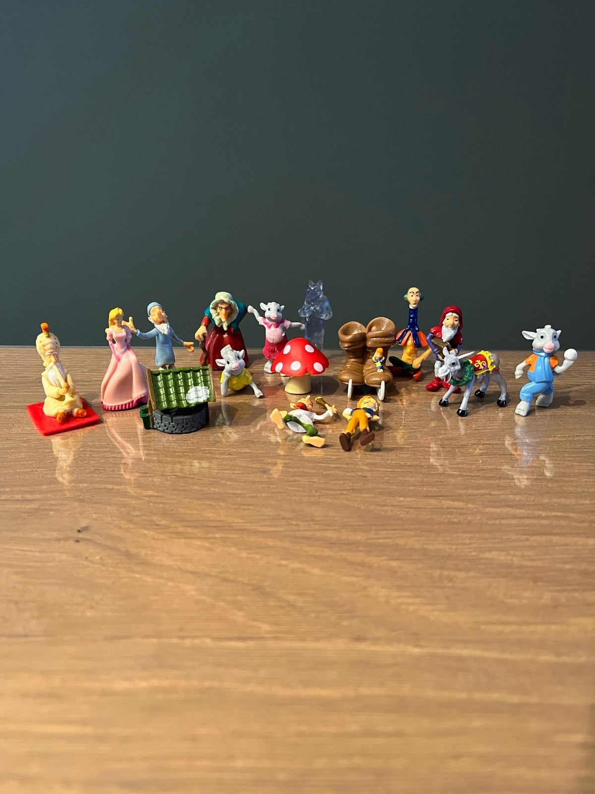 Leuke set Efteling poppetjes, Verzamelen, Poppetjes en Figuurtjes, Ophalen of Verzenden, Zo goed als nieuw