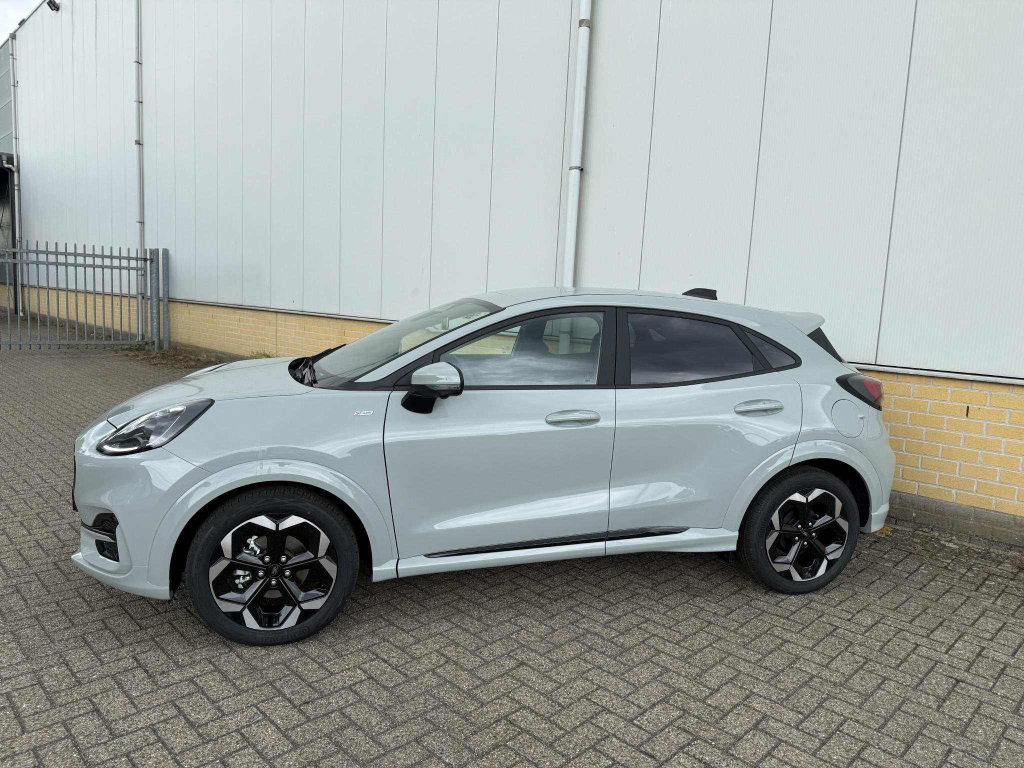 Ford Puma 1.0 EcoBoost Hybrid ST-Line X 125PK NIEUW UIT VOOR, Auto's, Voorwielaandrijving, 125 pk, Puma, Euro 6