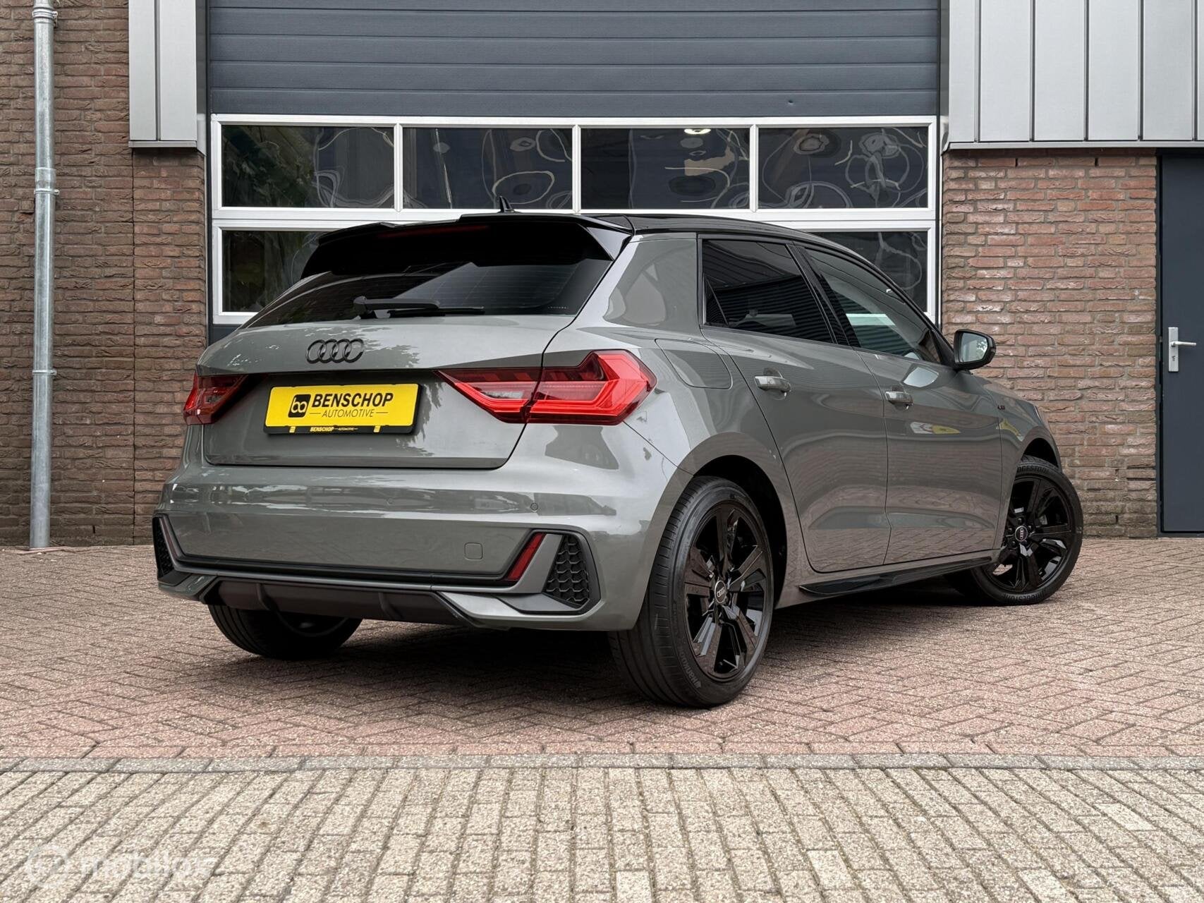 Audi A1 Sportback 30 TFSI S Line Carplay Climate Cruise LED, Auto's, A1, Zwart, 116 pk, Bedrijf