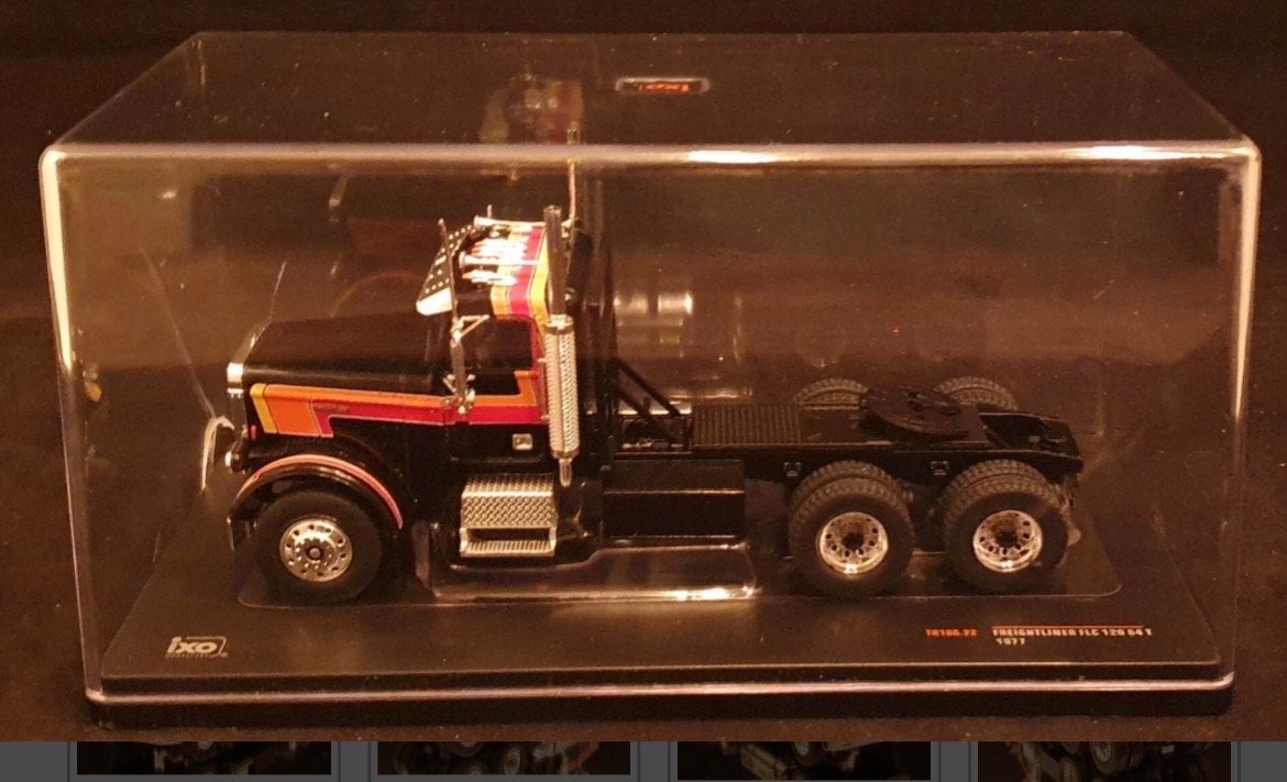 Freightliner FLC 120 64T 1977 IXO 1:43 modelvrachtwagen, Hobby en Vrije tijd, Ophalen of Verzenden, Nieuw, Bus of Vrachtwagen