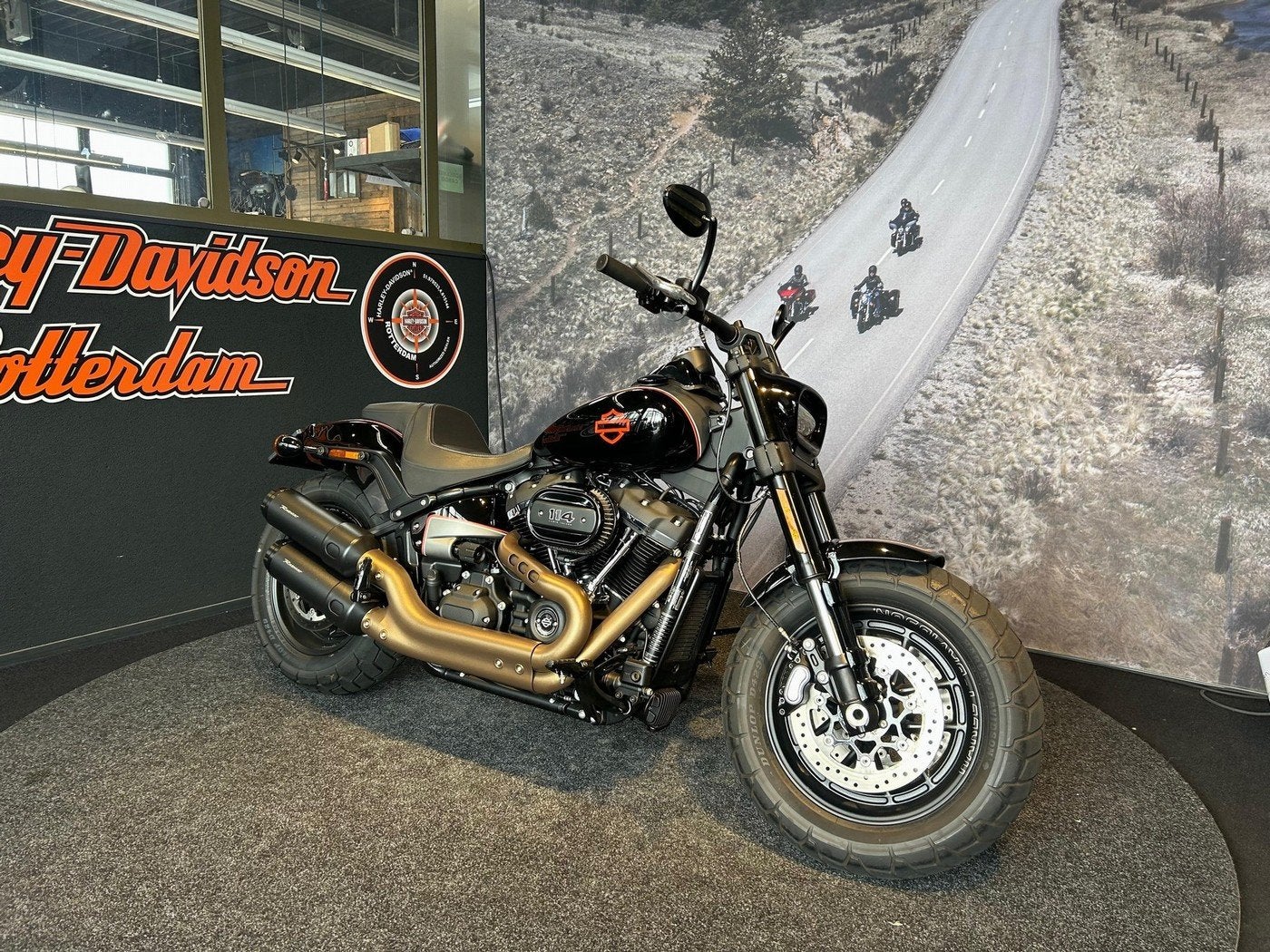 Harley-Davidson FXFBS FAT BOB 114 (bj 2018), Laan van Vredenoord 33
2289 DA  RIJSWIJK, NL, Bedrijf, Overig, Sales@harleydavidsonrotterdam.nl
