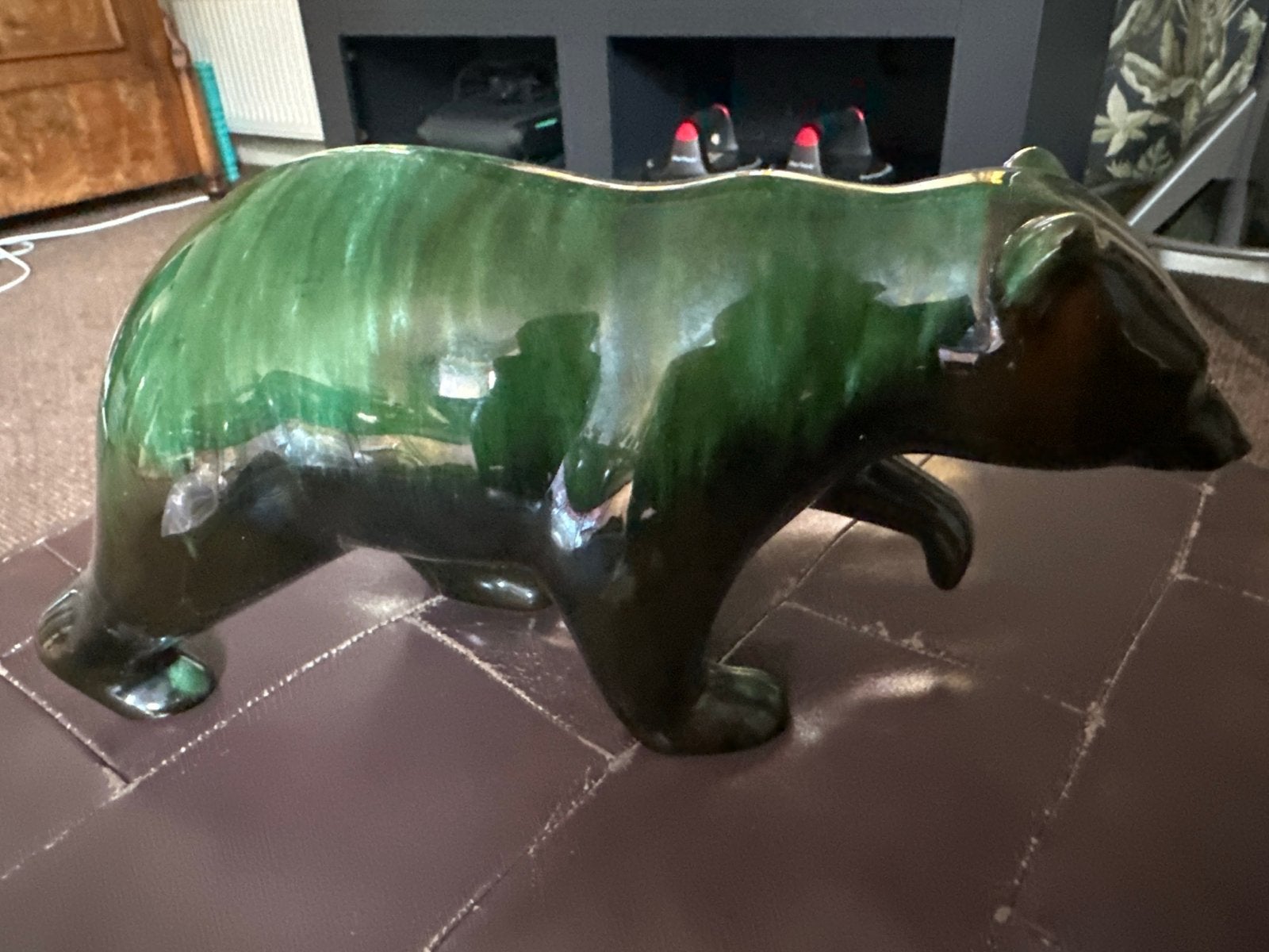 Grote groene keramische beer - 30 cm lang, Verzamelen, Beelden en Beeldjes, Ophalen of Verzenden, Gebruikt, Dier