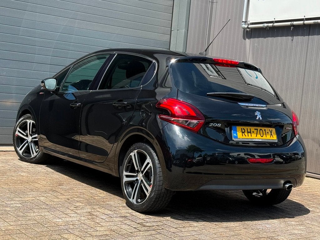 Peugeot 208 1.2 PureTech GT-line | Leder | Navigatie | 110 P, Voorwielaandrijving, Euro 6, Origineel Nederlands, Bedrijf
