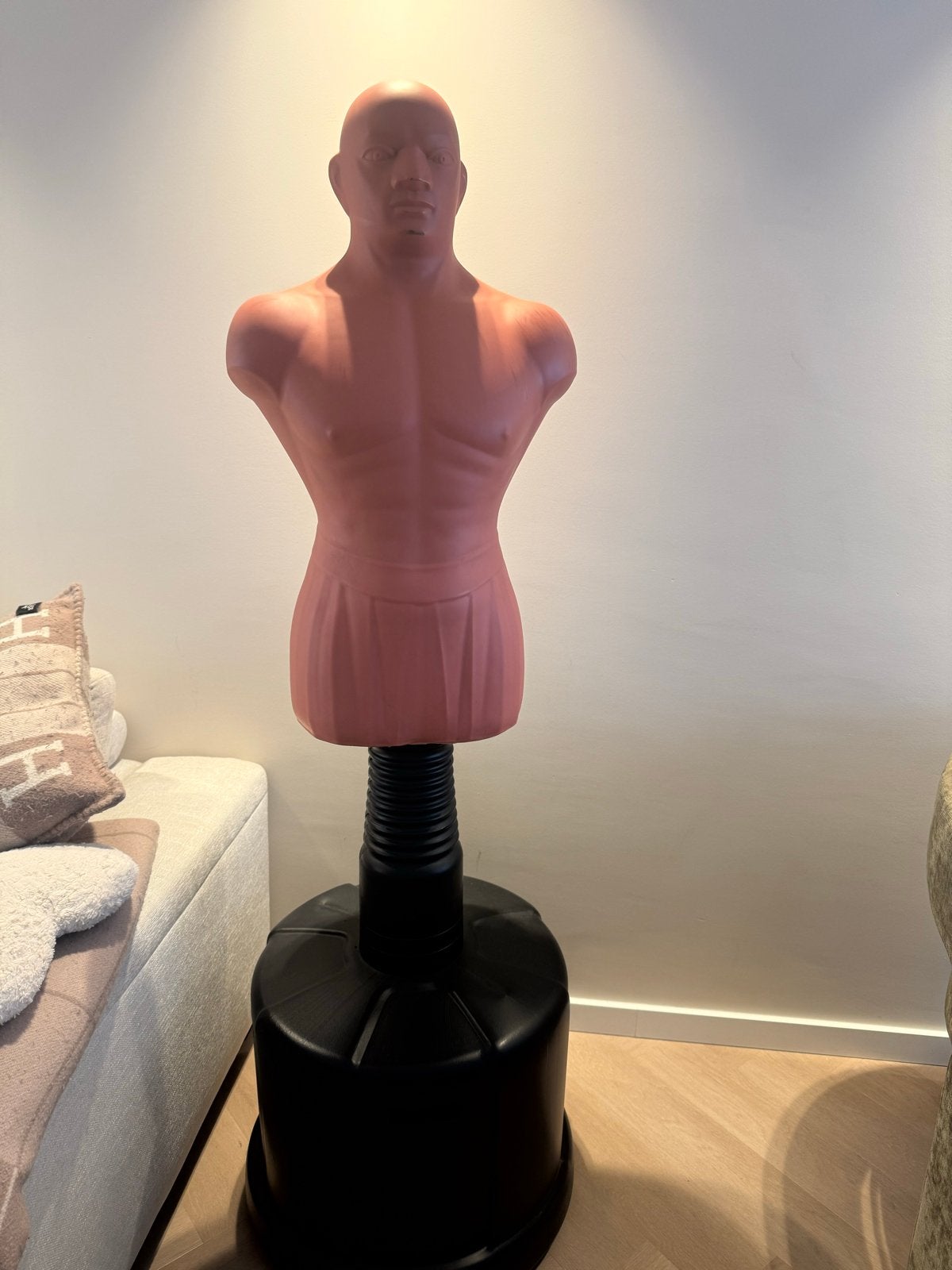 Boxpop met handschoenen, Ophalen of Verzenden, Zo goed als nieuw, Bokszak