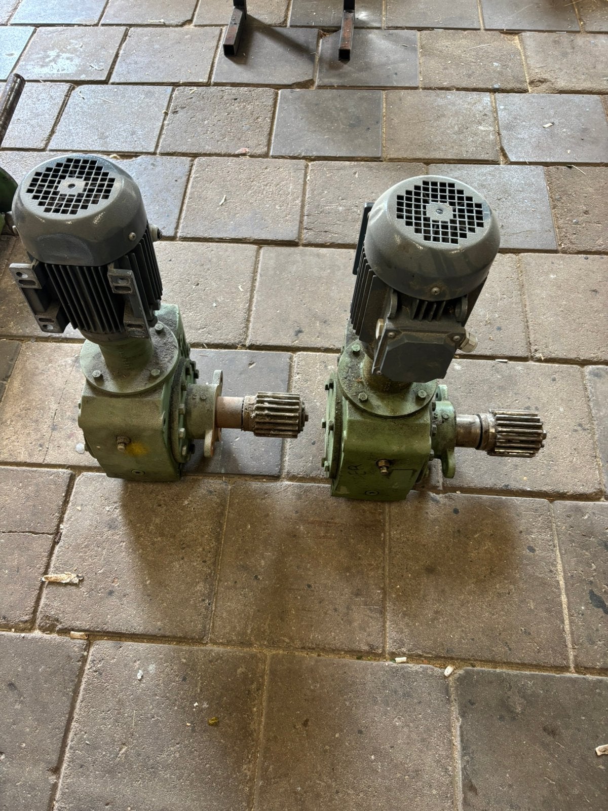 Elektromotor met vertragingskast, Doe-het-zelf en Verbouw, Motoren, Ophalen, Zo goed als nieuw, Elektromotor