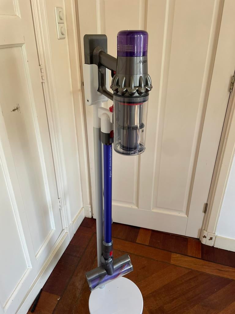 Dyson V11 steelstofzuiger, Witgoed en Apparatuur, Stofzuigers, Ophalen of Verzenden, Zo goed als nieuw