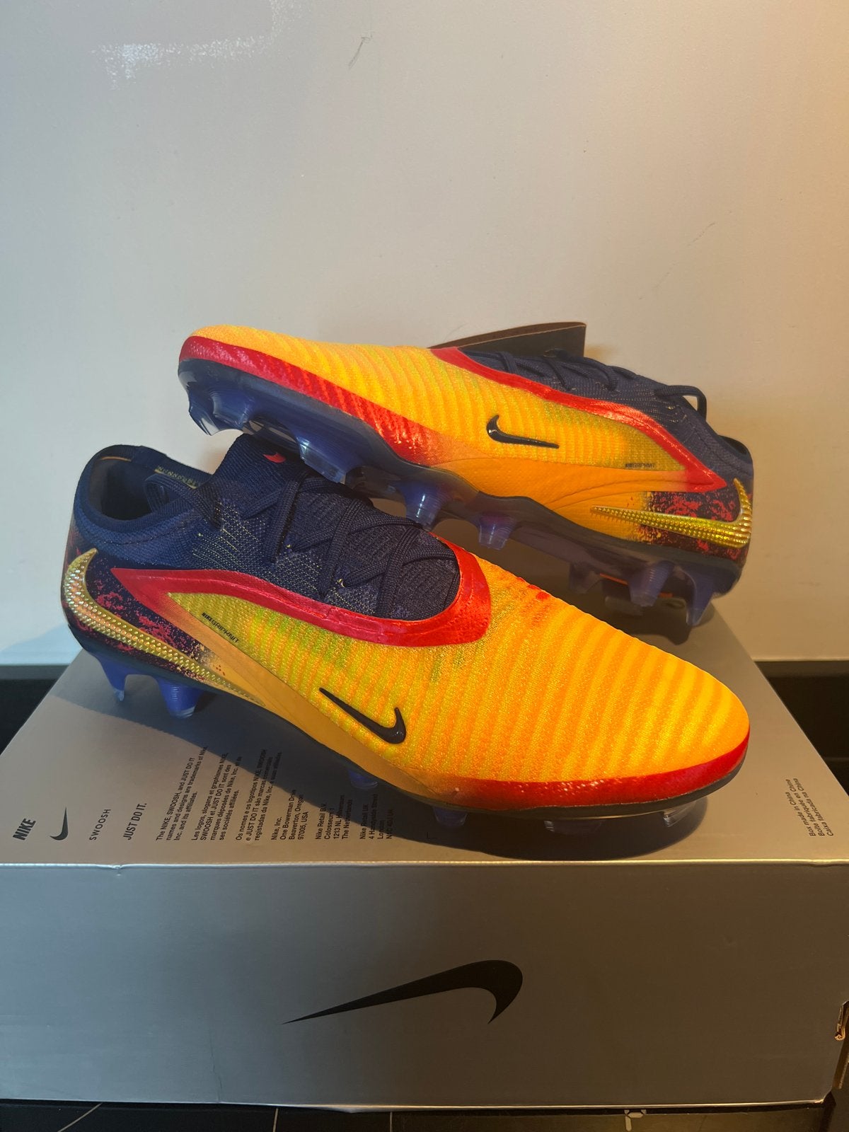 Nike Phantom 6 Low Elite FG EH Voetbalschoenen Maat 47 Nieuw, Maat XS of kleiner, Schoenen, Nieuw, Ophalen of Verzenden