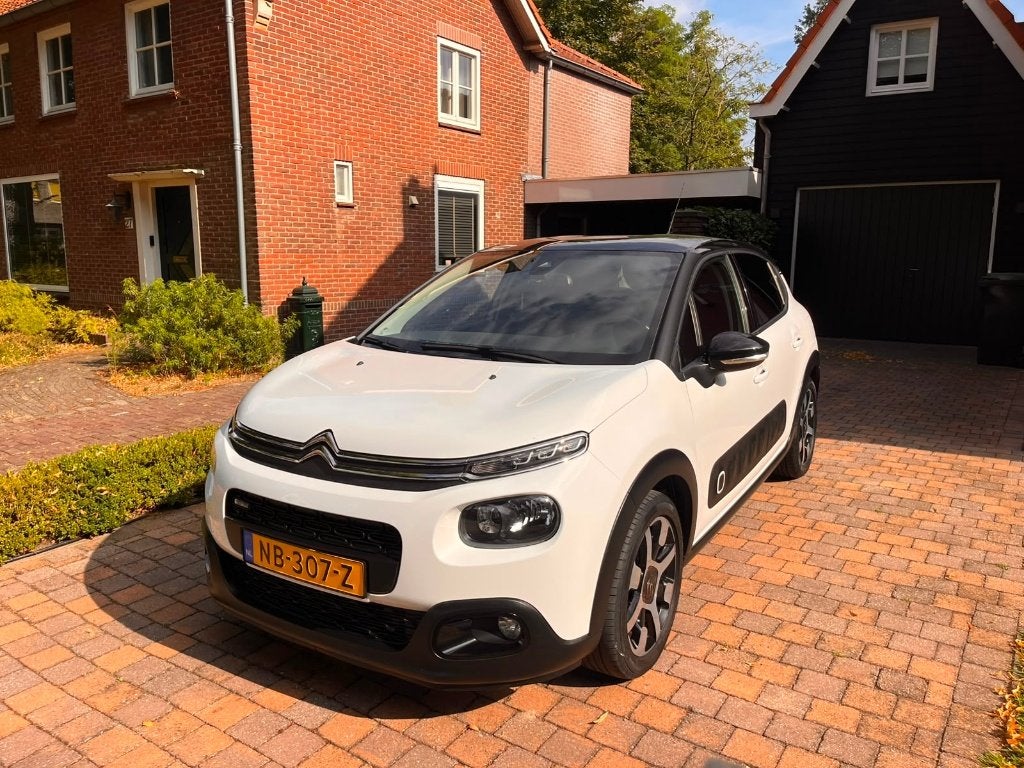 Citroën C3 1.2 PureTech Shine | 2017 | 72.000 km, Auto's, 450 kg, 40 €/maand, 1199 cc, 82 pk
