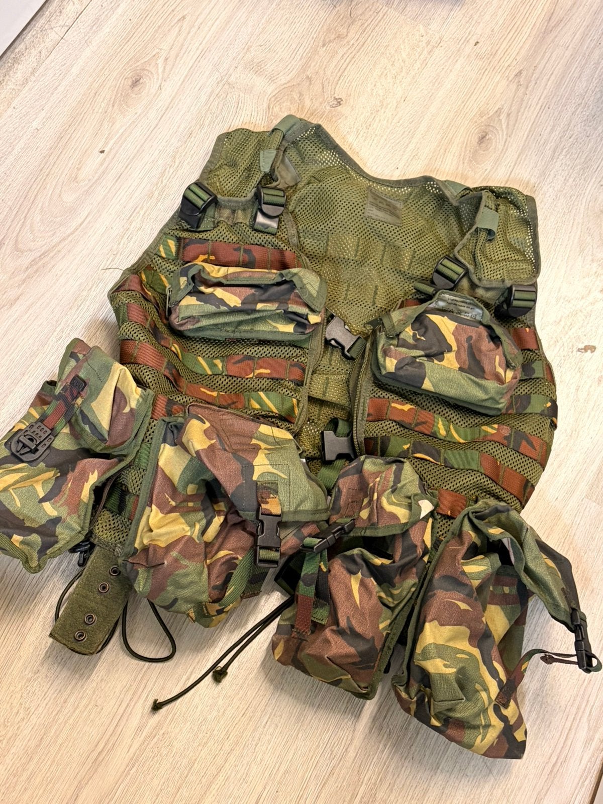 Diverse militaria, Verzamelen, Militaria | Algemeen, Ophalen of Verzenden, Landmacht, Nederland, Kleding of Schoenen