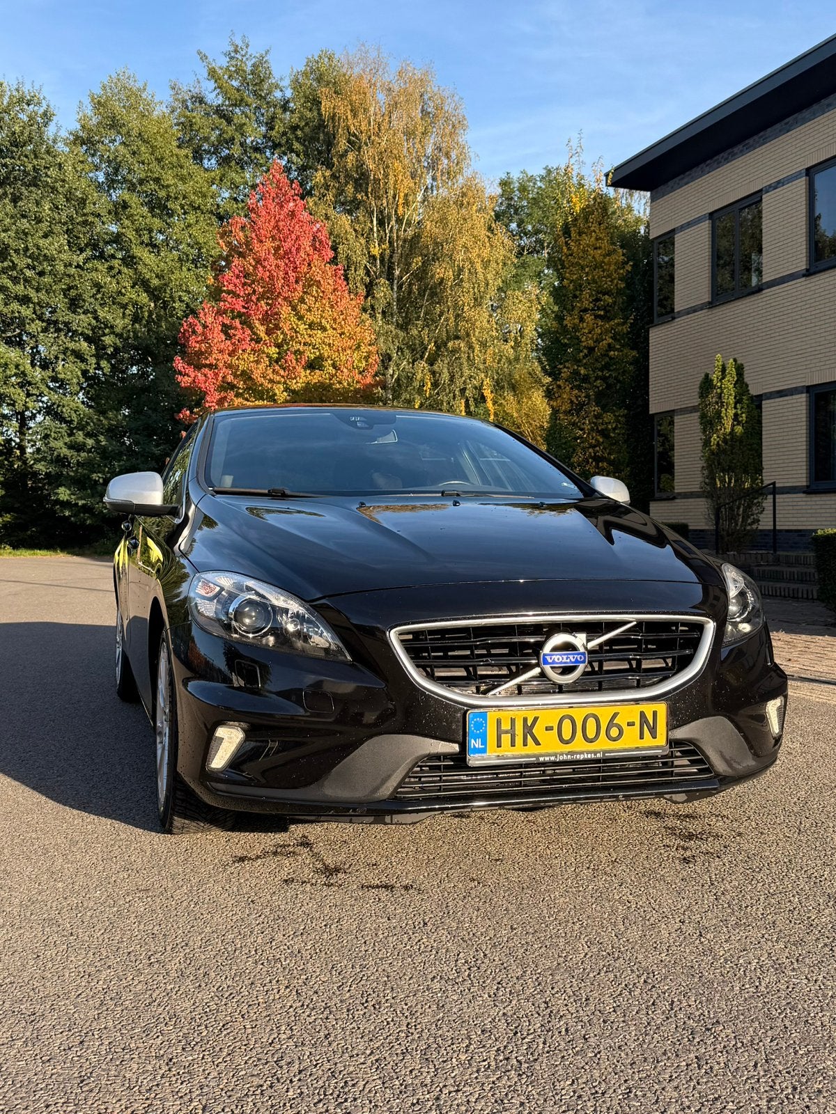 Volvo V40 2.0 D2 120PK 2015 Zwart R-Design, Voorwielaandrijving, 4 cilinders, 1969 cc, Zwart