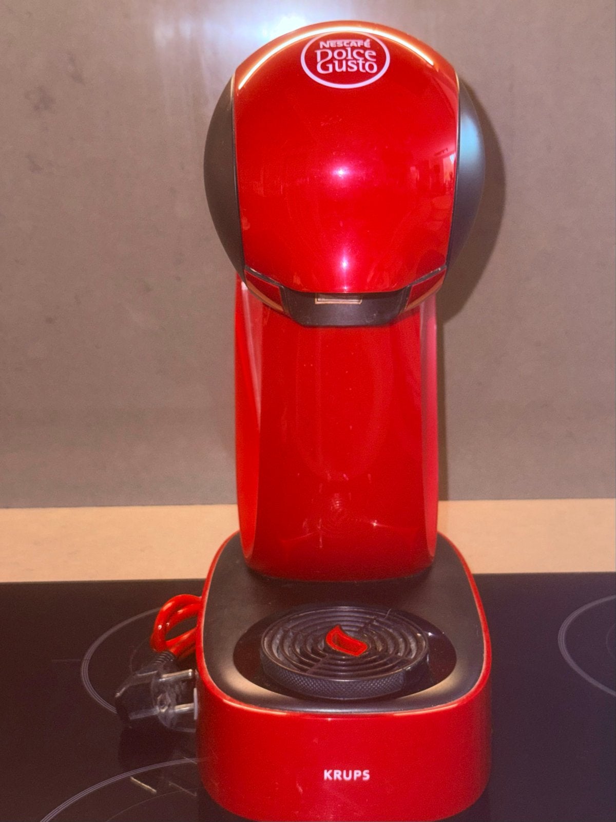 Nescafé Dolce Gusto Krups koffiezetapparaat rood, Koffiemachine, Ophalen of Verzenden, Zo goed als nieuw, 1 kopje