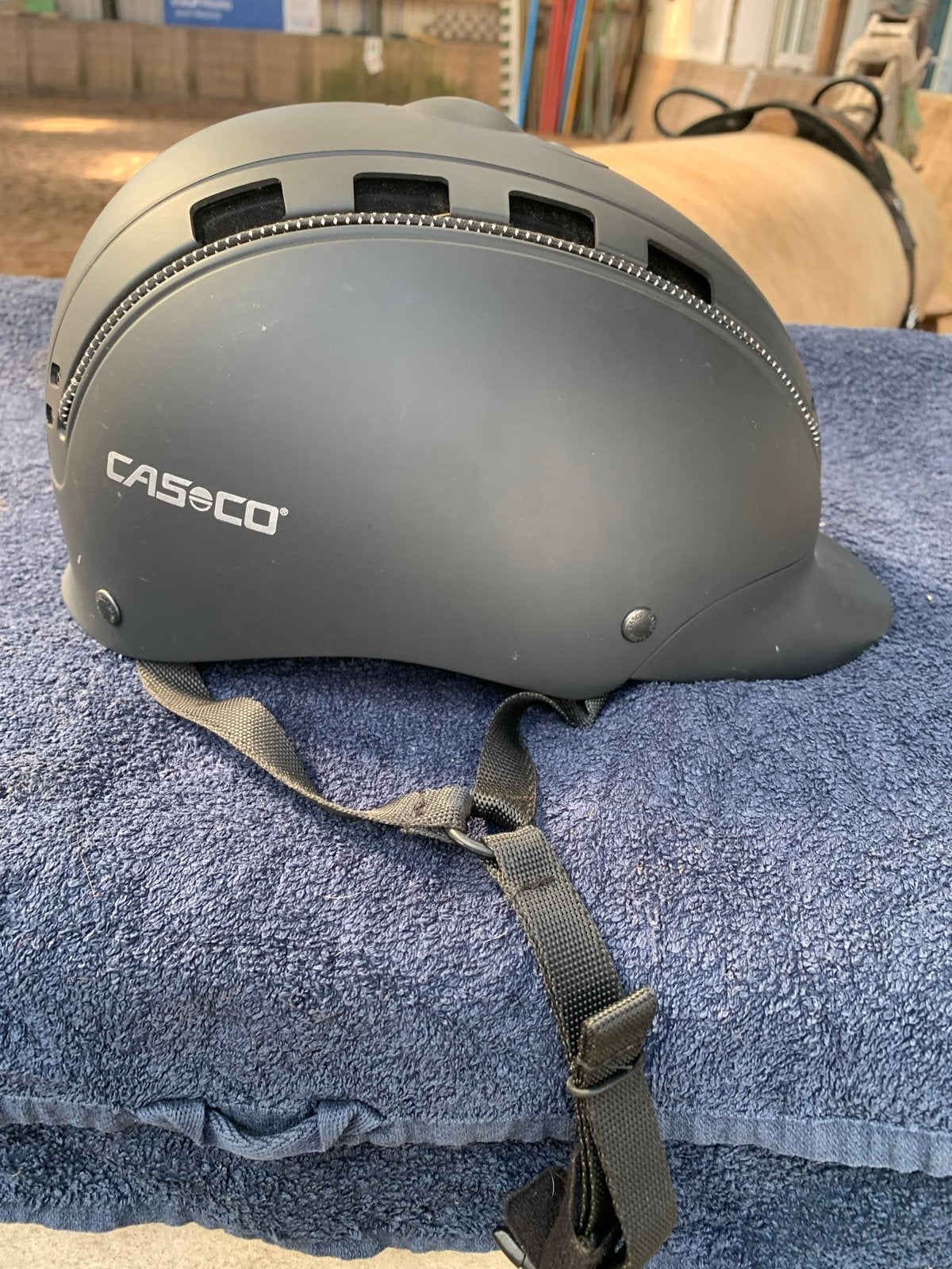 Casco rijcap maat 64-67, Ophalen, Zo goed als nieuw, Dressuur
