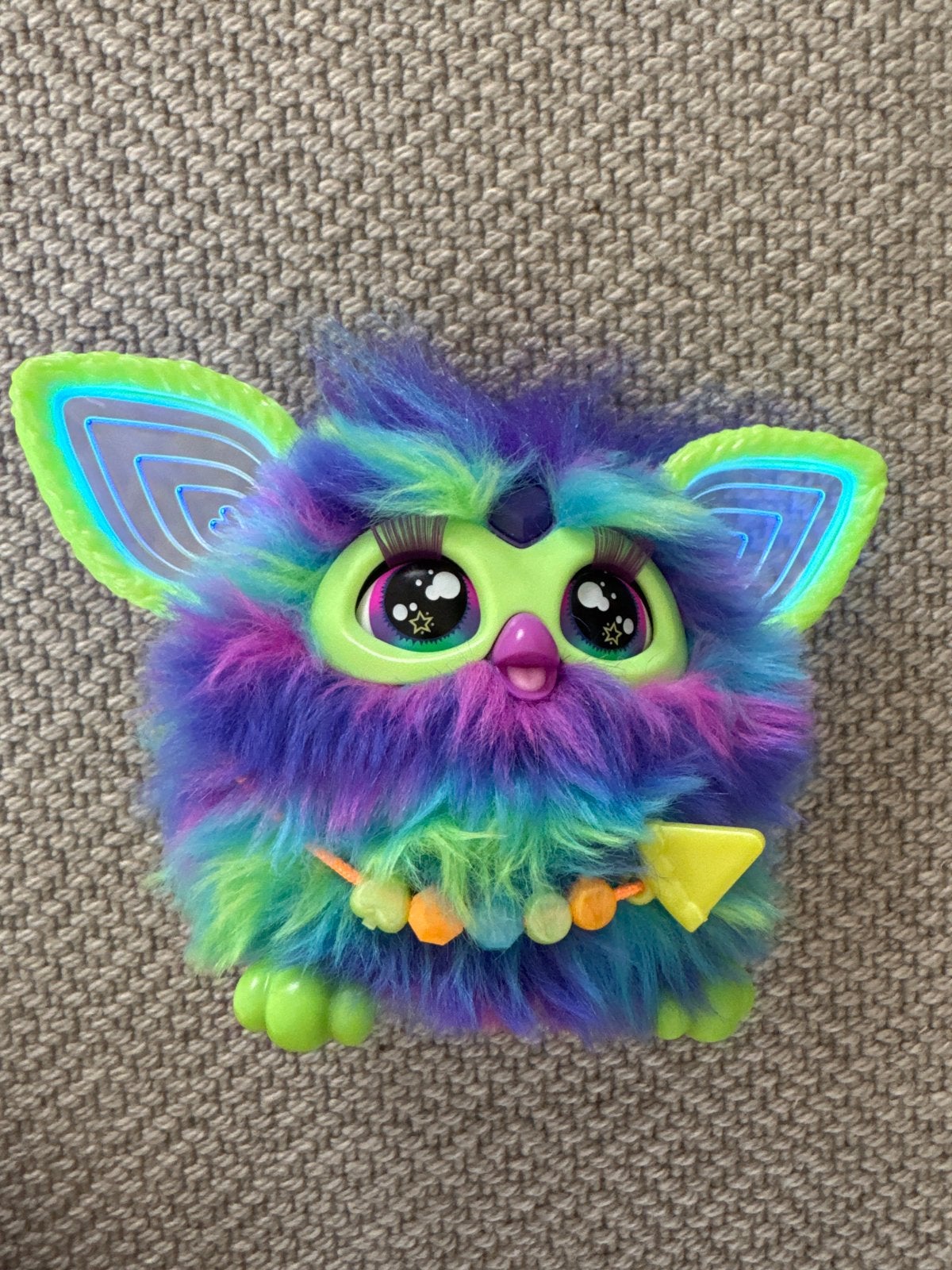 Furby interactief speelgoed -  Kleurrijk en pluizig, Ophalen of Verzenden, Zo goed als nieuw, Jongen of Meisje