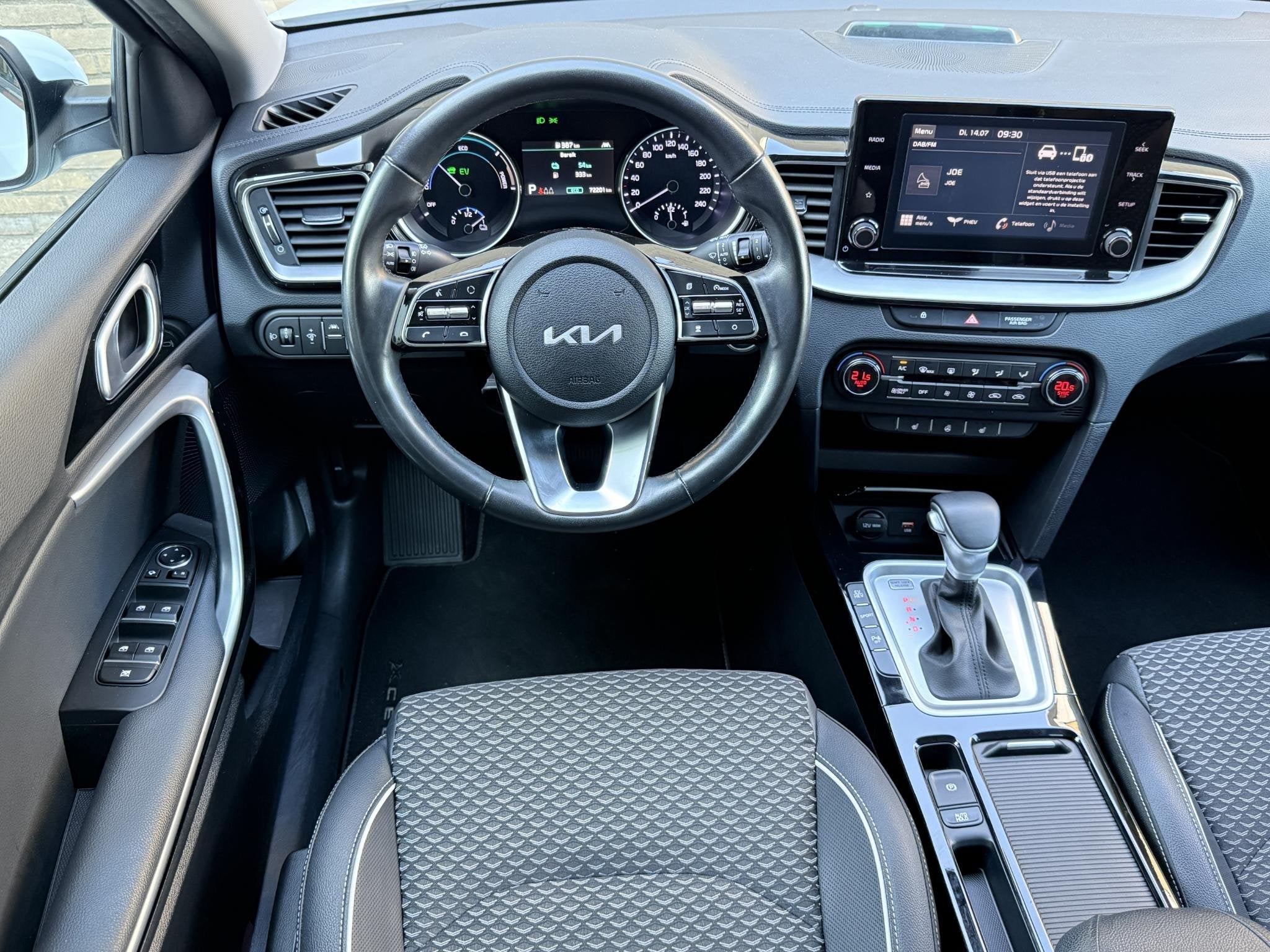 Kia XCeed 1.6 GDi PHEV DynamicLine | Half leder | Adaptieve, Auto's, Kia, XCeed, Gebruikt, Leder en Stof, Wit