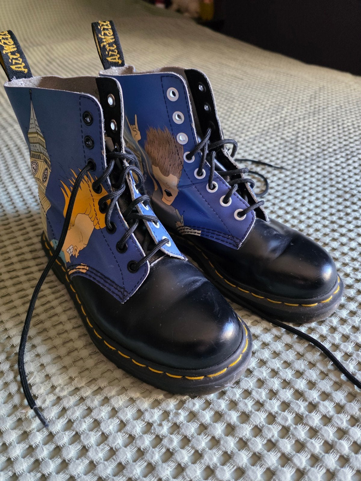 Dr. Martens Beavis & Butthead Laarzen - Maat 37, Kleding | Dames, Ophalen of Verzenden, Gedragen, Blauw, Lage of Enkellaarzen