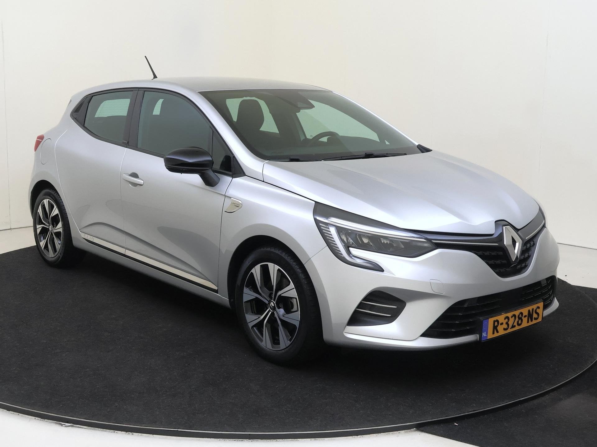Renault Clio 1.6 E-Tech Hybrid 140 Limited | airco automatis, Auto's, Renault, Stof, Gebruikt, Euro 6, 4 cilinders