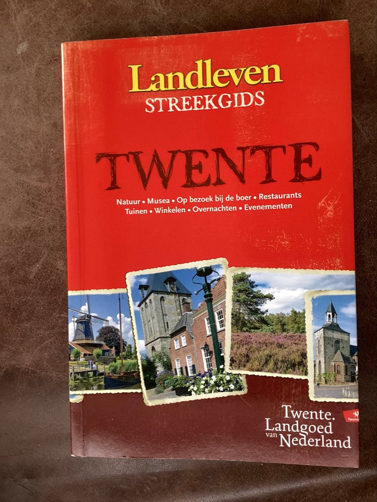 Landleven Streekgids Twente: Natuur, Musea & Meer, Boeken, Streekboeken en Streekromans, Ophalen of Verzenden, Gelezen, Overijssel