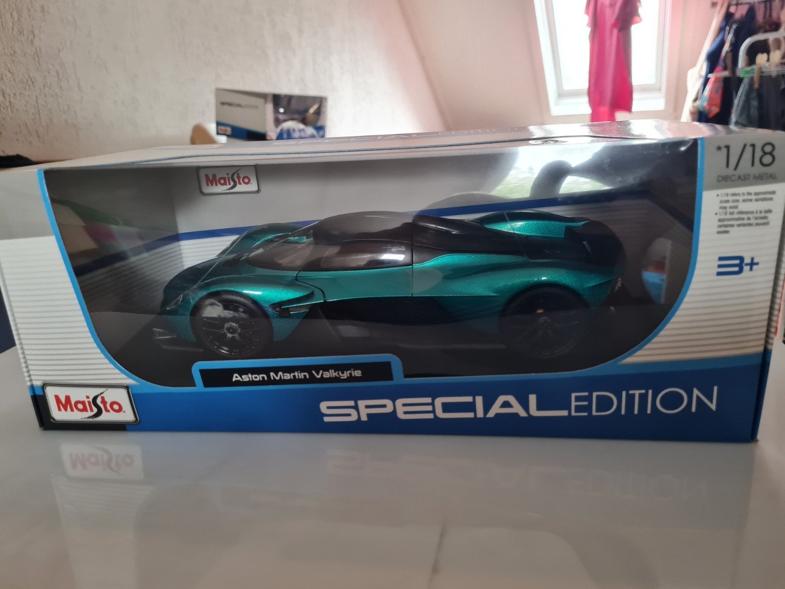 Aston Martin Valkyrie groen metallic 1:18 (Maisto), Ophalen of Verzenden, Nieuw, Auto, Maisto