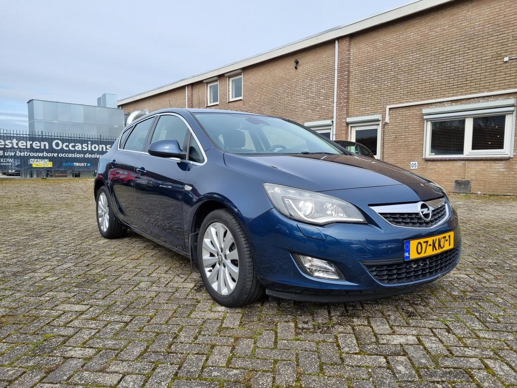 Opel Astra 1.6 Cosmo ❗LEES OPMERKING! (bj 2010), Auto's, Euro 5, 680 kg, 4 cilinders, Blauw