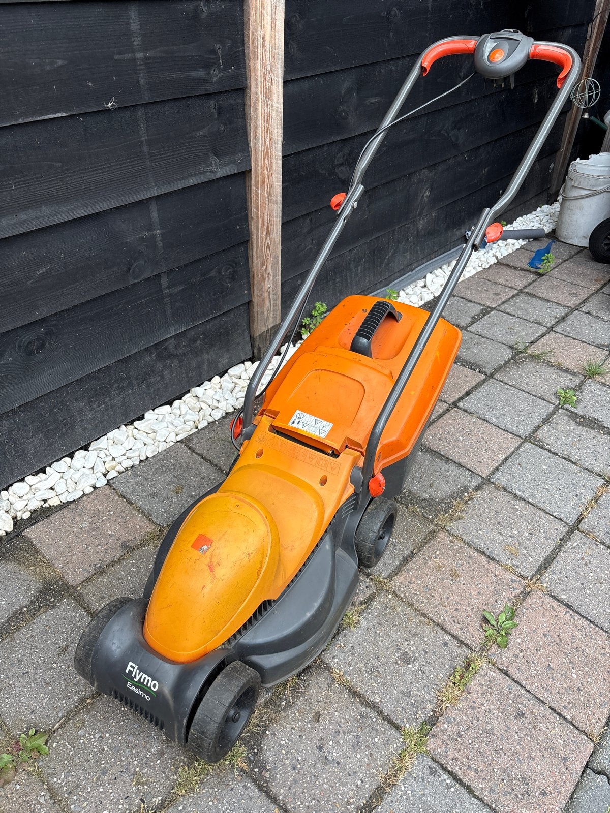 Flymo EasiMo 300 elektrische grasmaaier, Cirkelmaaier, Gebruikt, Elektrische grasmaaier, Minder dan 30 cm