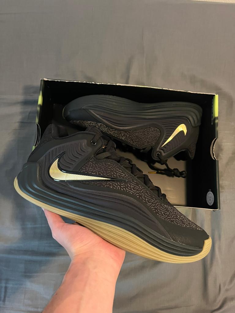 Nike Giannis Freak 7 Zwart - Maat 44.5 en 45.5, Ophalen of Verzenden, Nieuw, Zwart, Sneakers of Gympen