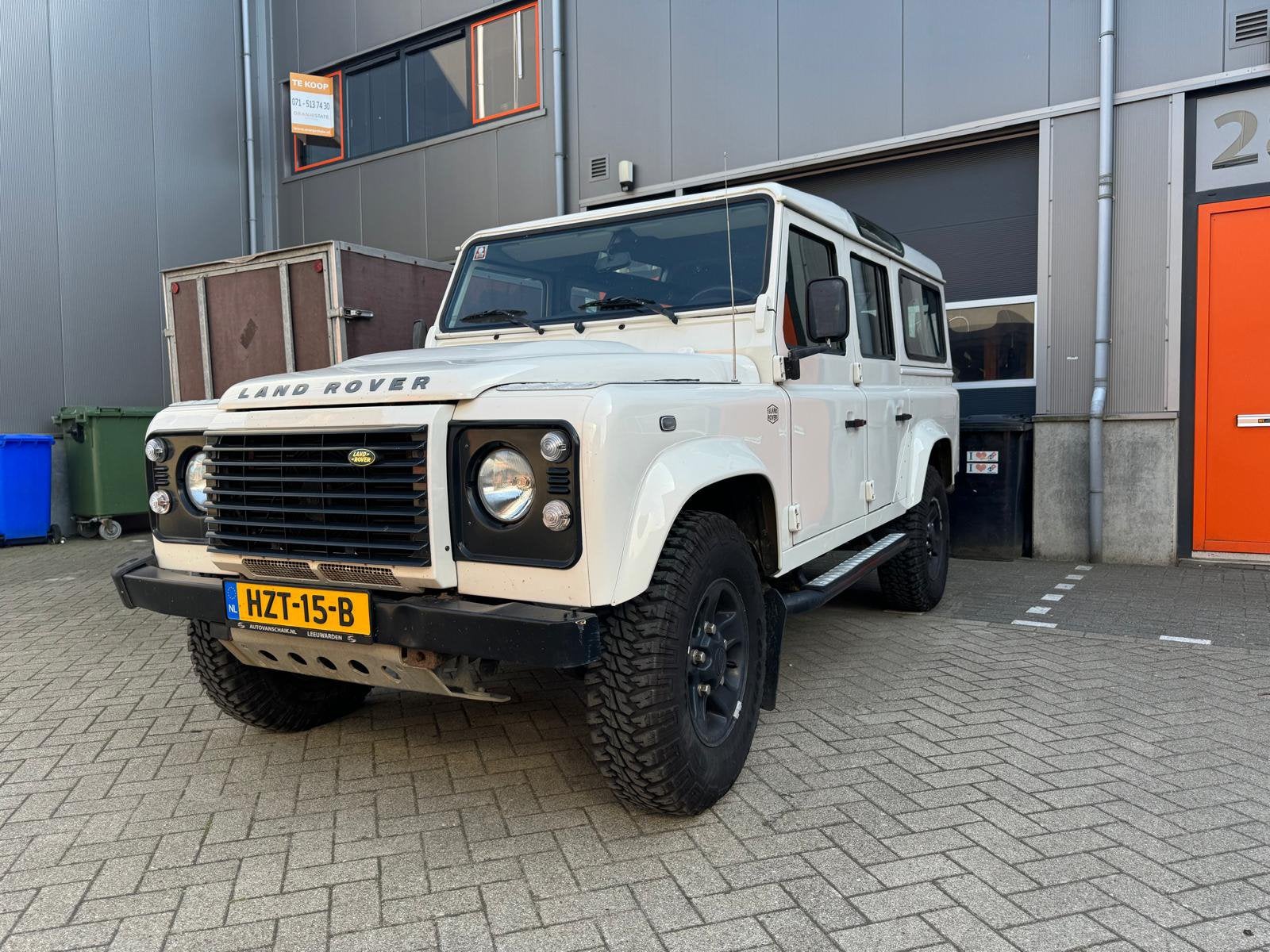 Land Rover Defender 110, bouwjaar 2009, Zwart, 4 cilinders, 7 stoelen, Defender