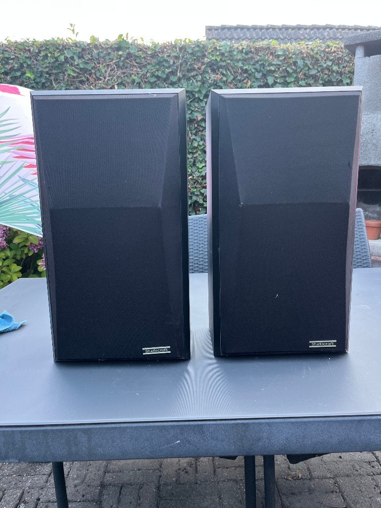 Te koop 2 BOSE Studiocraft luidsprekers 300 ST 15 tot 60 W, Ophalen, Stereo speakers, Gebruikt, 60 tot 120 watt