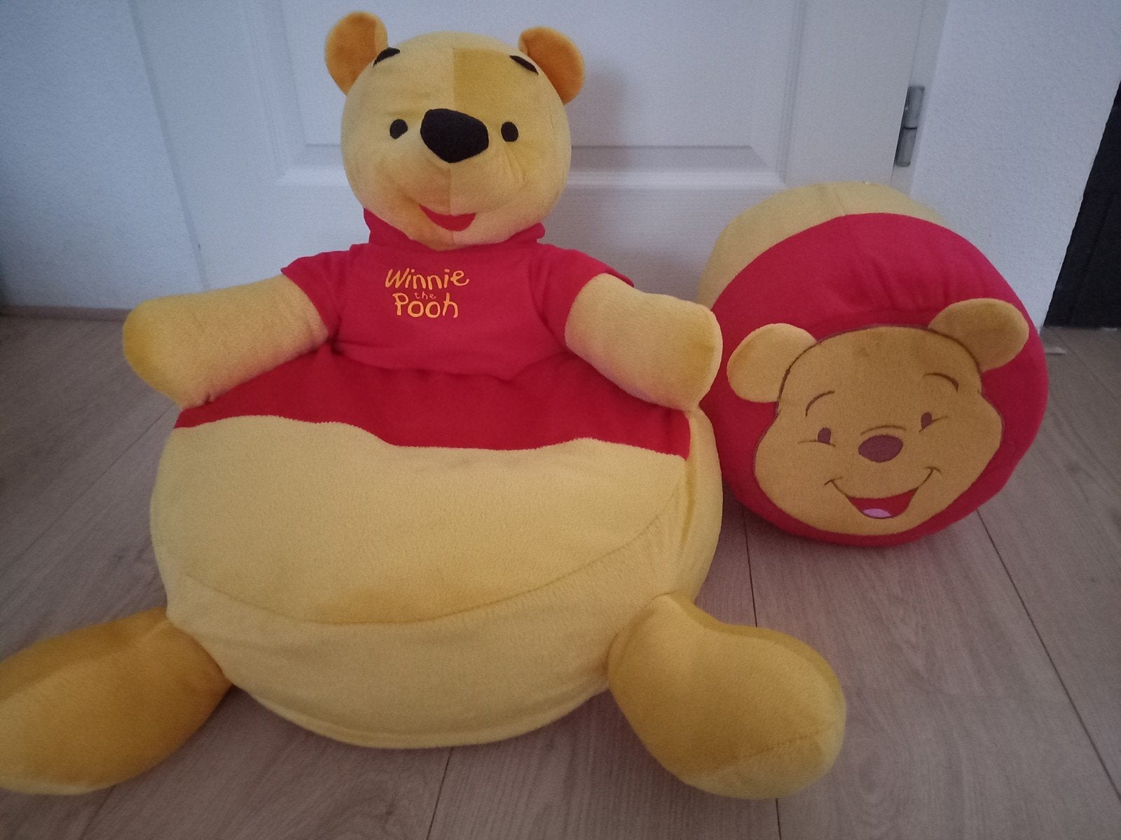 Whinny de pooh opblaasbare stoel / poef., Ophalen