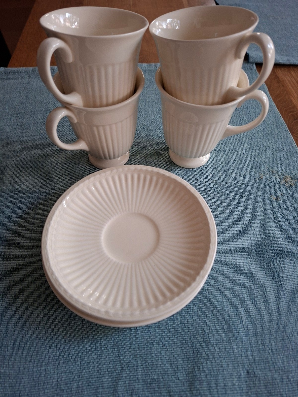 Wedgwood koffiekopjes, Ophalen, Zo goed als nieuw, Porselein, Kop(pen) en/of Schotel(s)