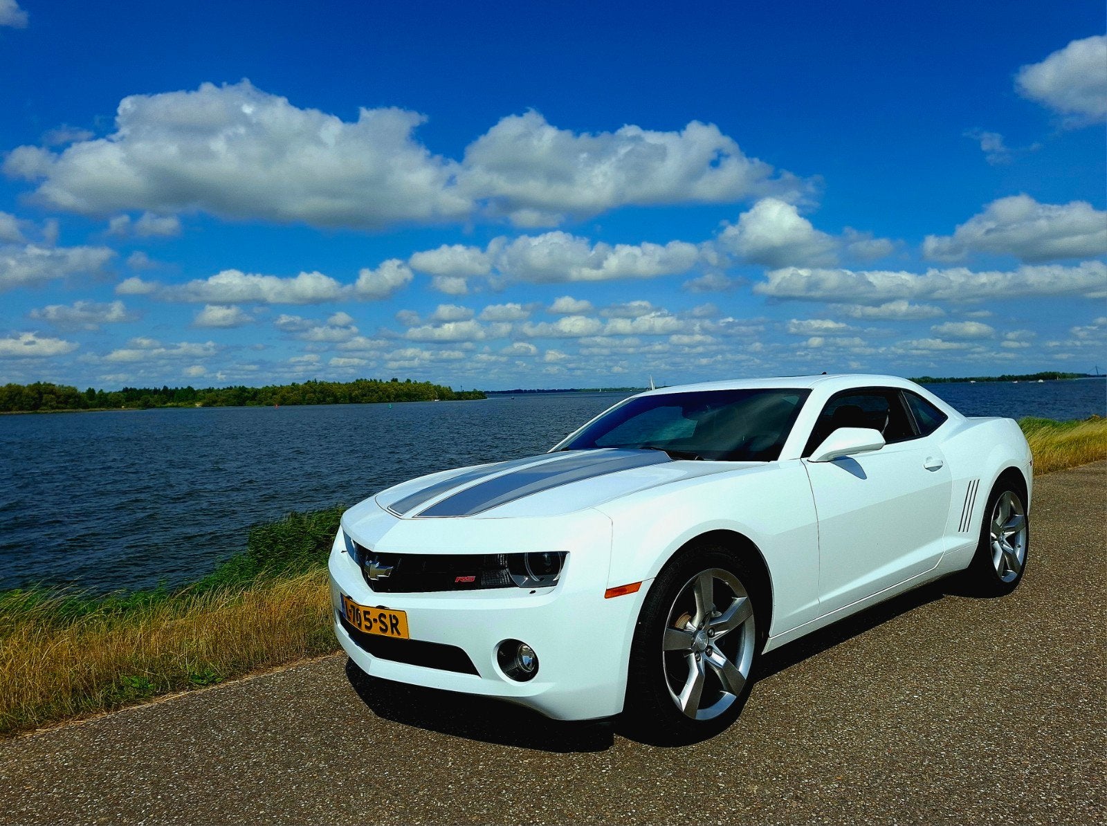 Camaro 3.6l V6 zeer mooi !! 76dkm !!, Achterwielaandrijving, 4 stoelen, Wit, Leder