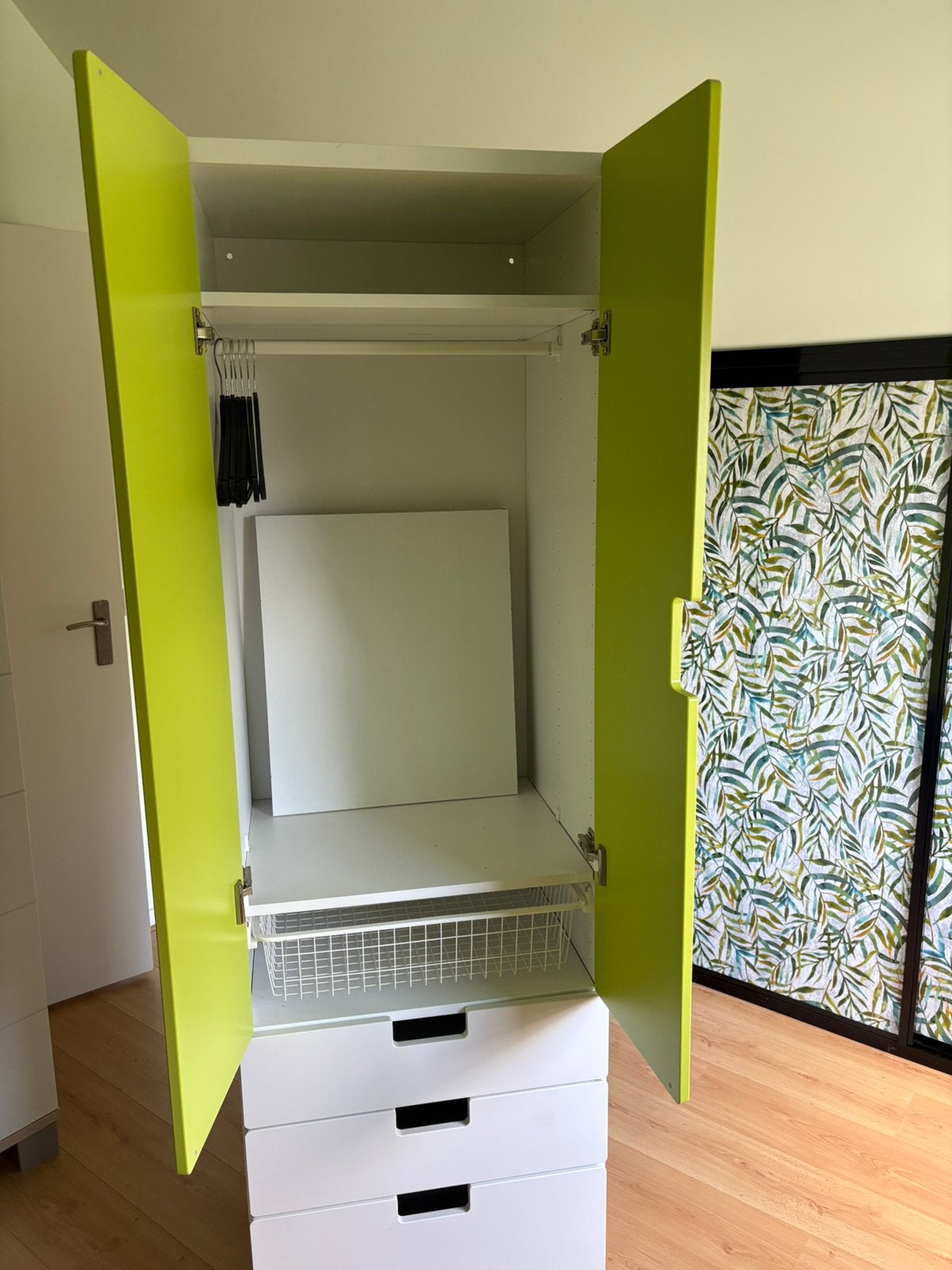 Ikea Stuva kledingkast, Huis en Inrichting, Kasten | Kledingkasten, Ophalen, 50 tot 100 cm, Zo goed als nieuw, 150 tot 200 cm
