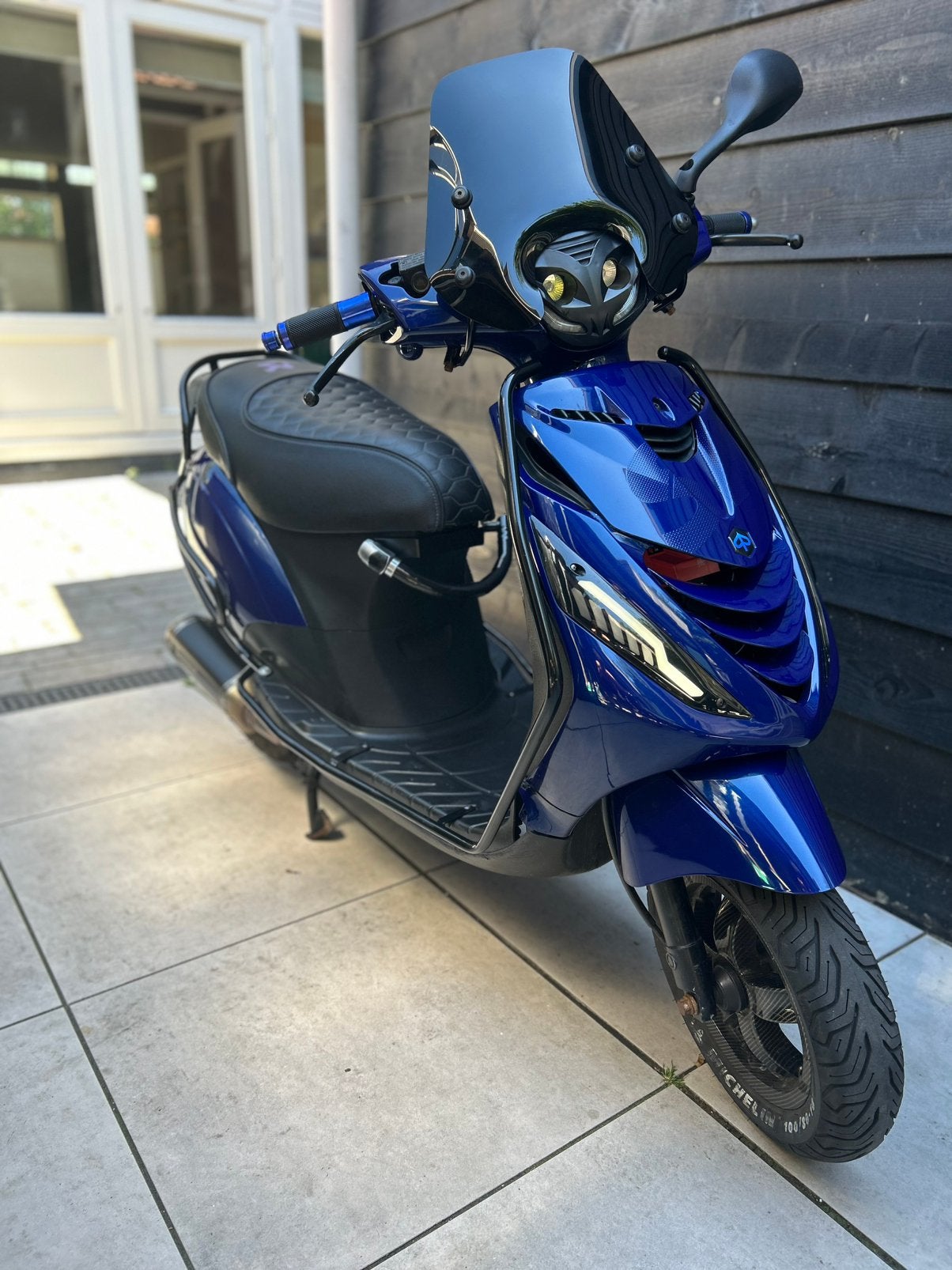 ⭐️ Full option Zip 4t 50cc iget 2021 met akrapovic ⭐️, Ophalen, Zo goed als nieuw, Benzine, Zip
