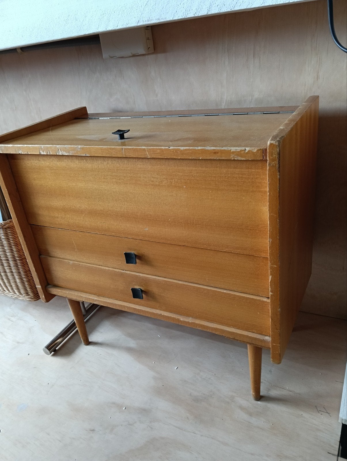 Vintage Naaitafel / Naaikist - Hout - 57,5x30x56 cm, Gebruikt, Onbekend@voorbeeld.com, Onbekend, Onbekend