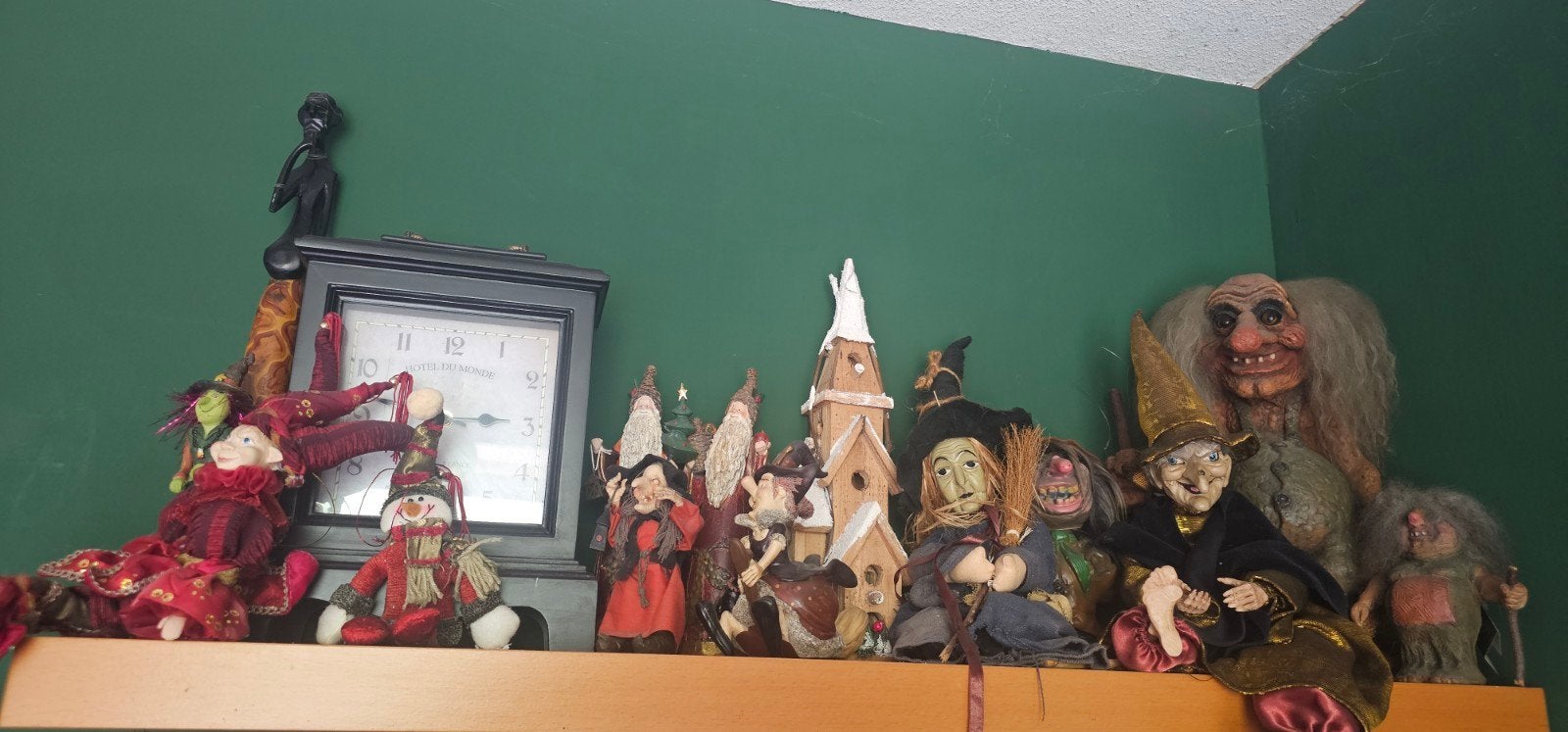 Diverse verzameling van heksen, trollen en kerstfiguren, Ophalen of Verzenden