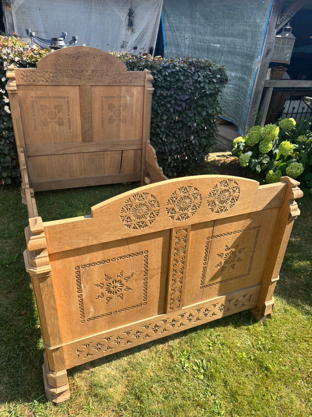 Brocante Bedombouw, Ophalen