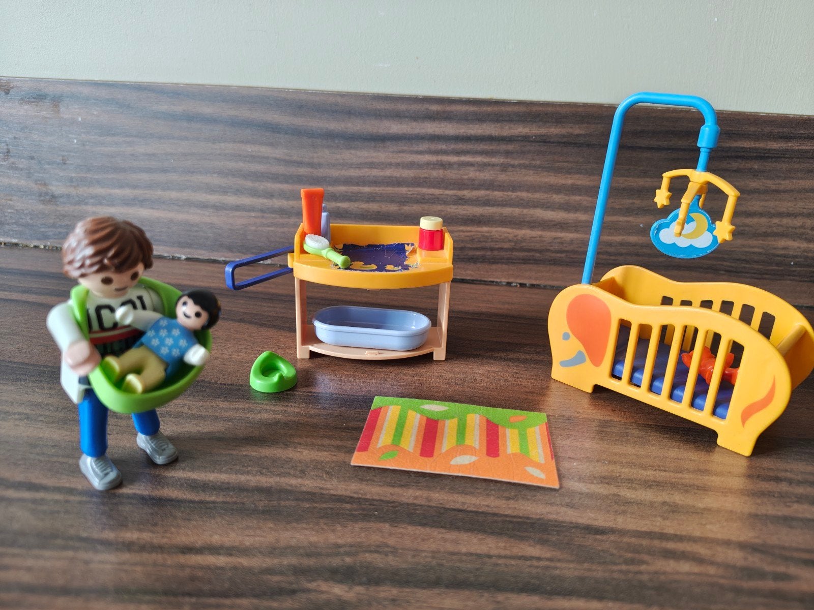 96. Playmobil Babykamer met vader, Kinderen en Baby's, Ophalen of Verzenden, Zo goed als nieuw, Complete set, Overige typen