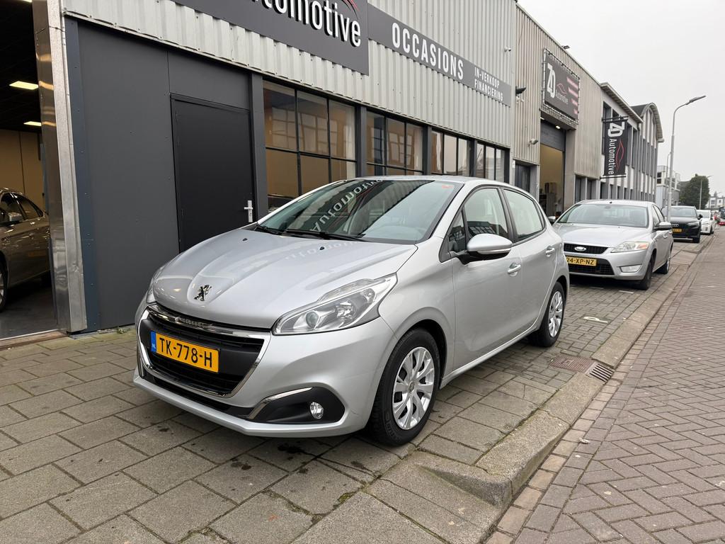 Peugeot 208 1.2 PureTech Blue Lion, Voorwielaandrijving, Gebruikt, 1199 cc, 82 pk