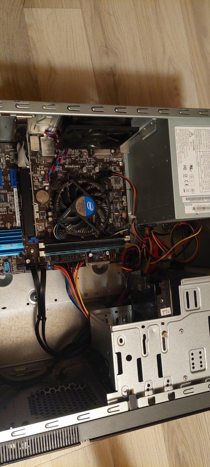 Pc, Computers en Software, Desktop Pc's, Ophalen
