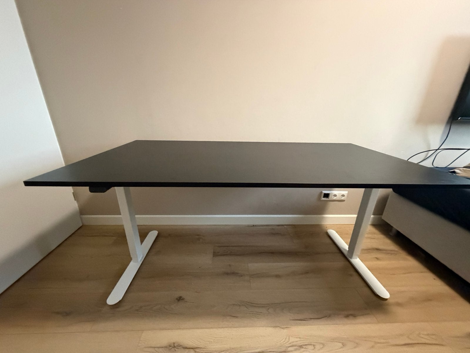 Elektrisch zit sta bureau, Ophalen of Verzenden, Elektrisch, Zo goed als nieuw