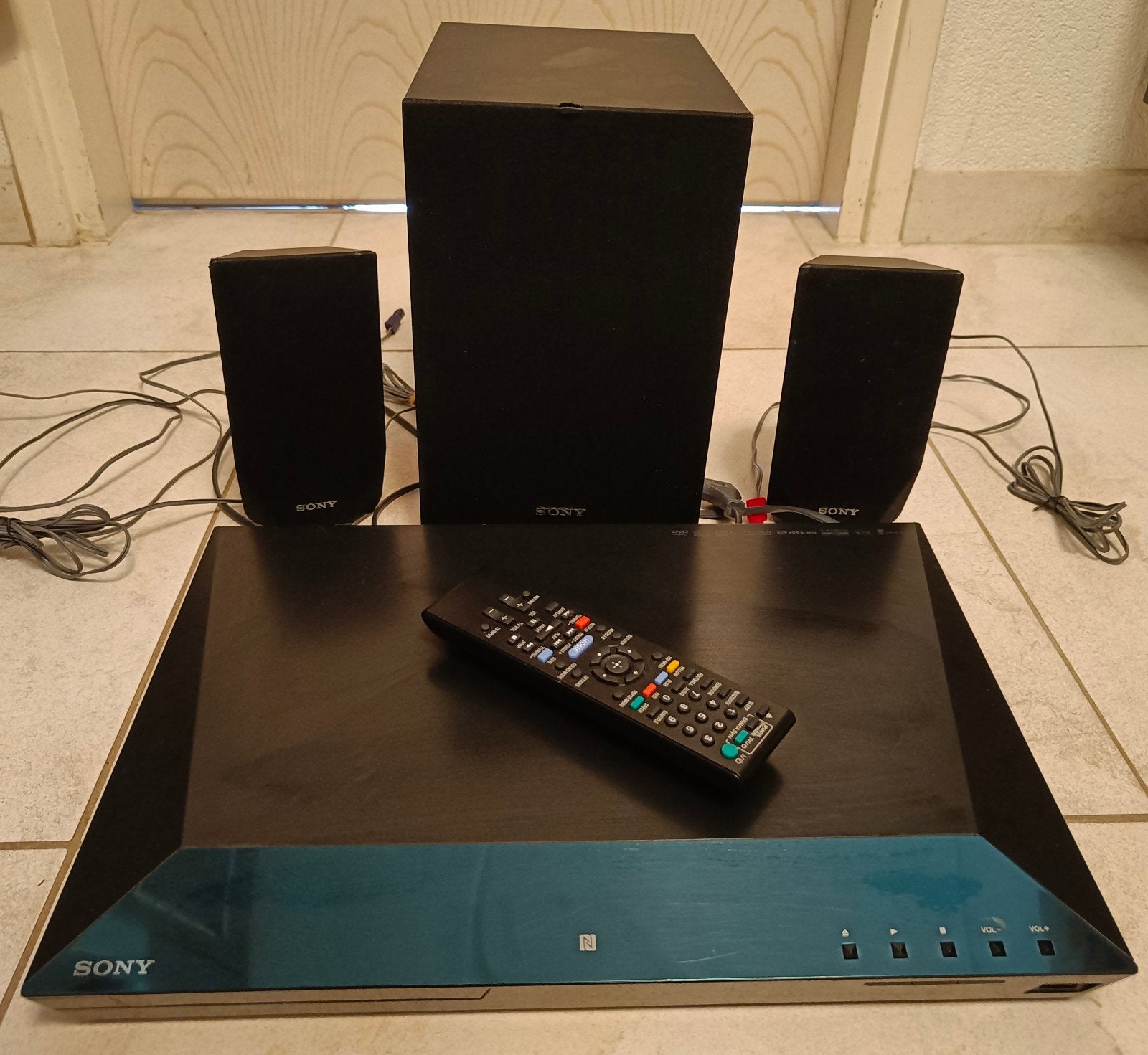 Sony BDV-EF1100 Blu-ray/DVD Thuisbioscoop Systeem, Ophalen, 2.1-systeem, Blu-ray-speler, Zo goed als nieuw