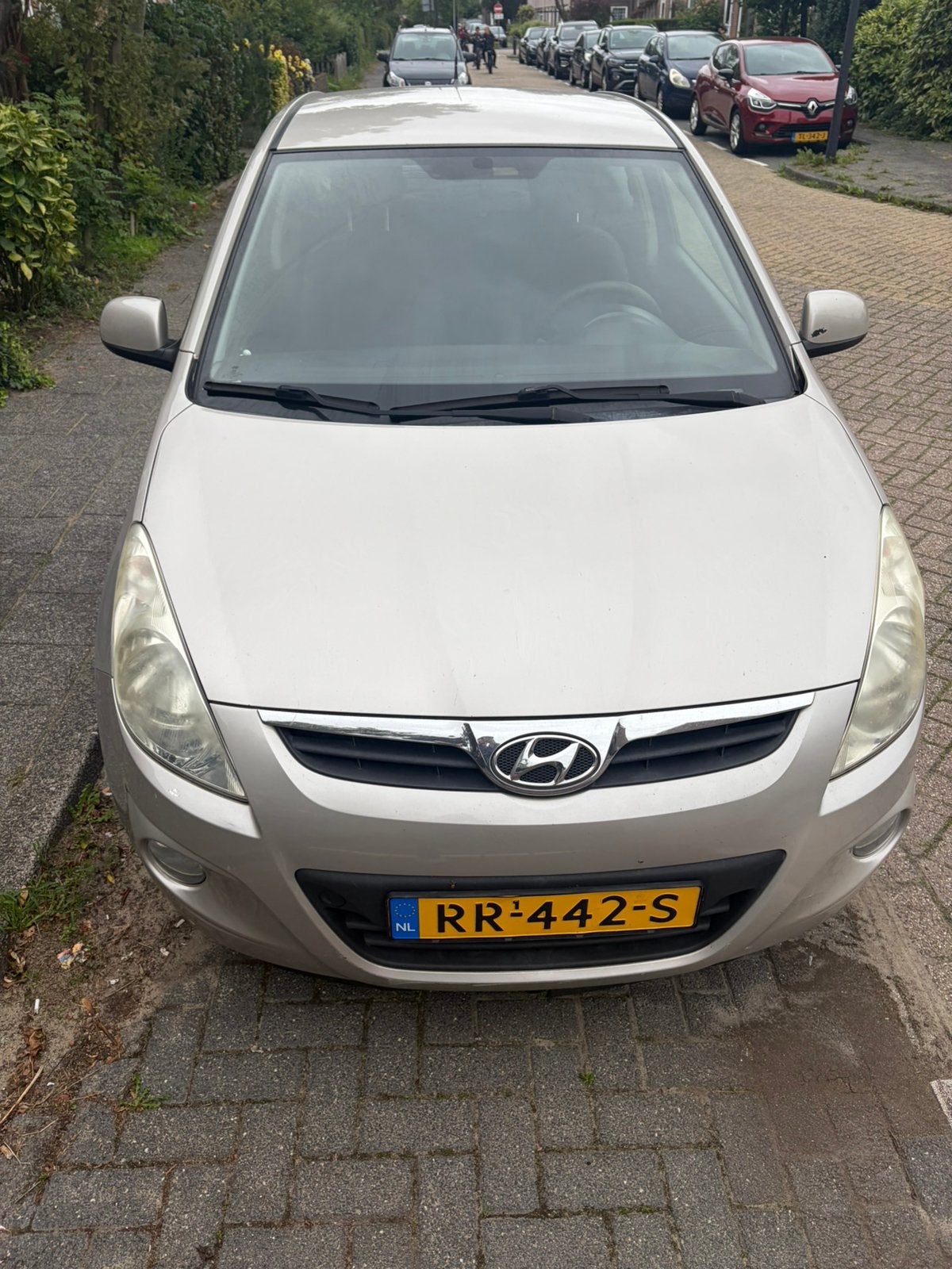 Hyundai i20 1.2 3 Deurs 2010 Grijs, Auto's, Voorwielaandrijving, 450 kg, 31 €/maand, 4 cilinders