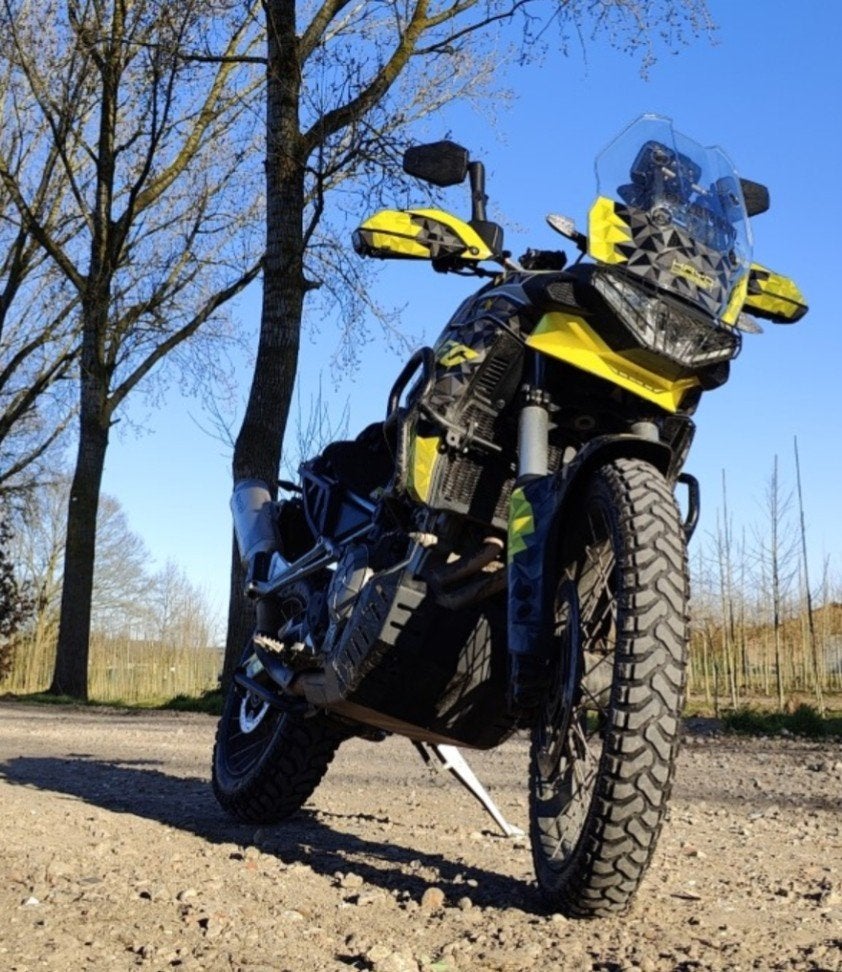 Aprilia Tuareg 2022 - dik uitgerust!, Motoren, 2 cilinders, Particulier, Meer dan 35 kW, ABS
