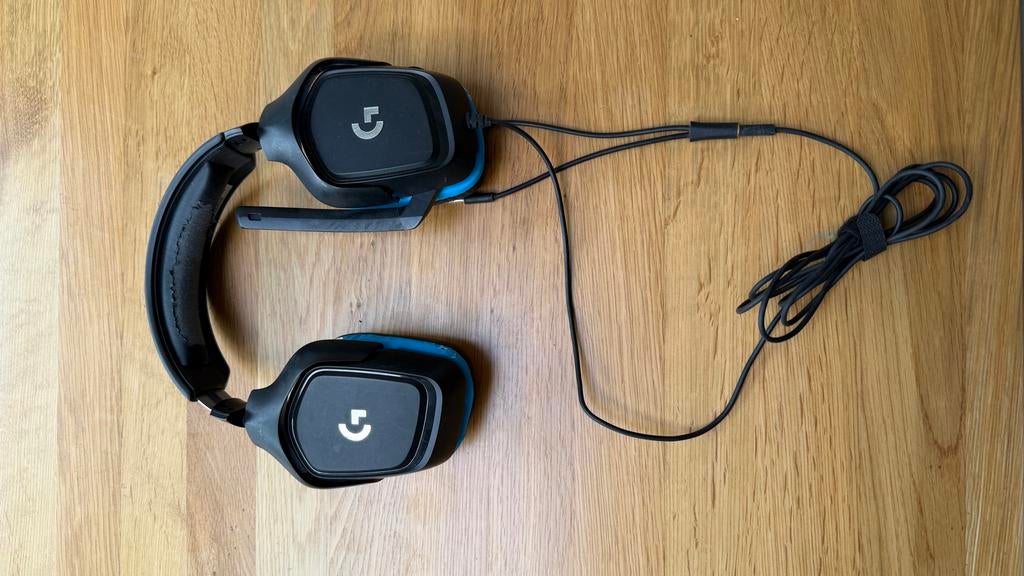 Logitech G432 Gaming Headset - Gebruikt maar Goed, Gebruikt, Surround, Over oor (circumaural), Ophalen