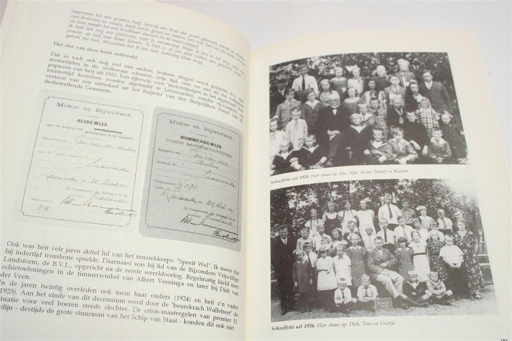Familiegeschiedenis van der Meulen — Jan & Atje, Ophalen of Verzenden, Zo goed als nieuw
