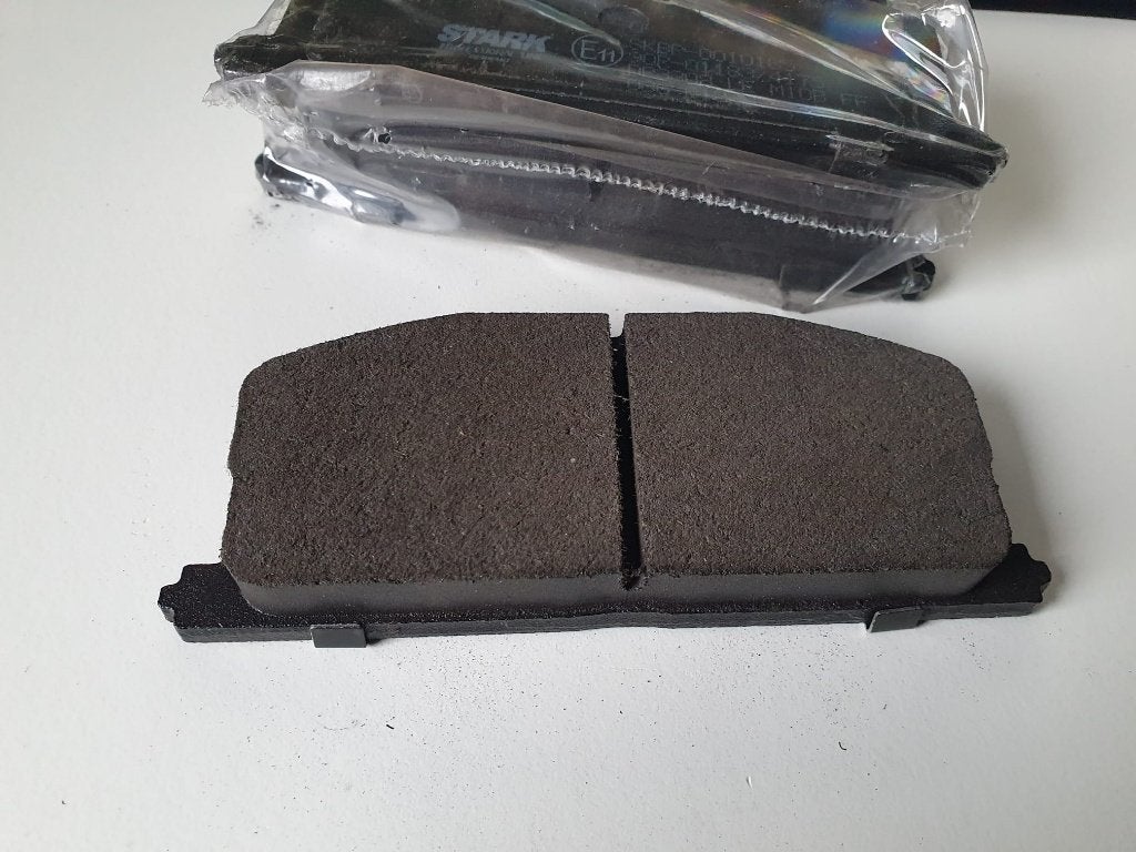 NOS Remblokken voor Toyota Corolla, Starlet, Celica, Camry, Ophalen of Verzenden, Nieuw, Toyota