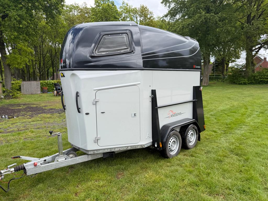 Anssems ganador 2 Paards Volpolyester Paardentrailer, Ophalen, 2-paards trailer